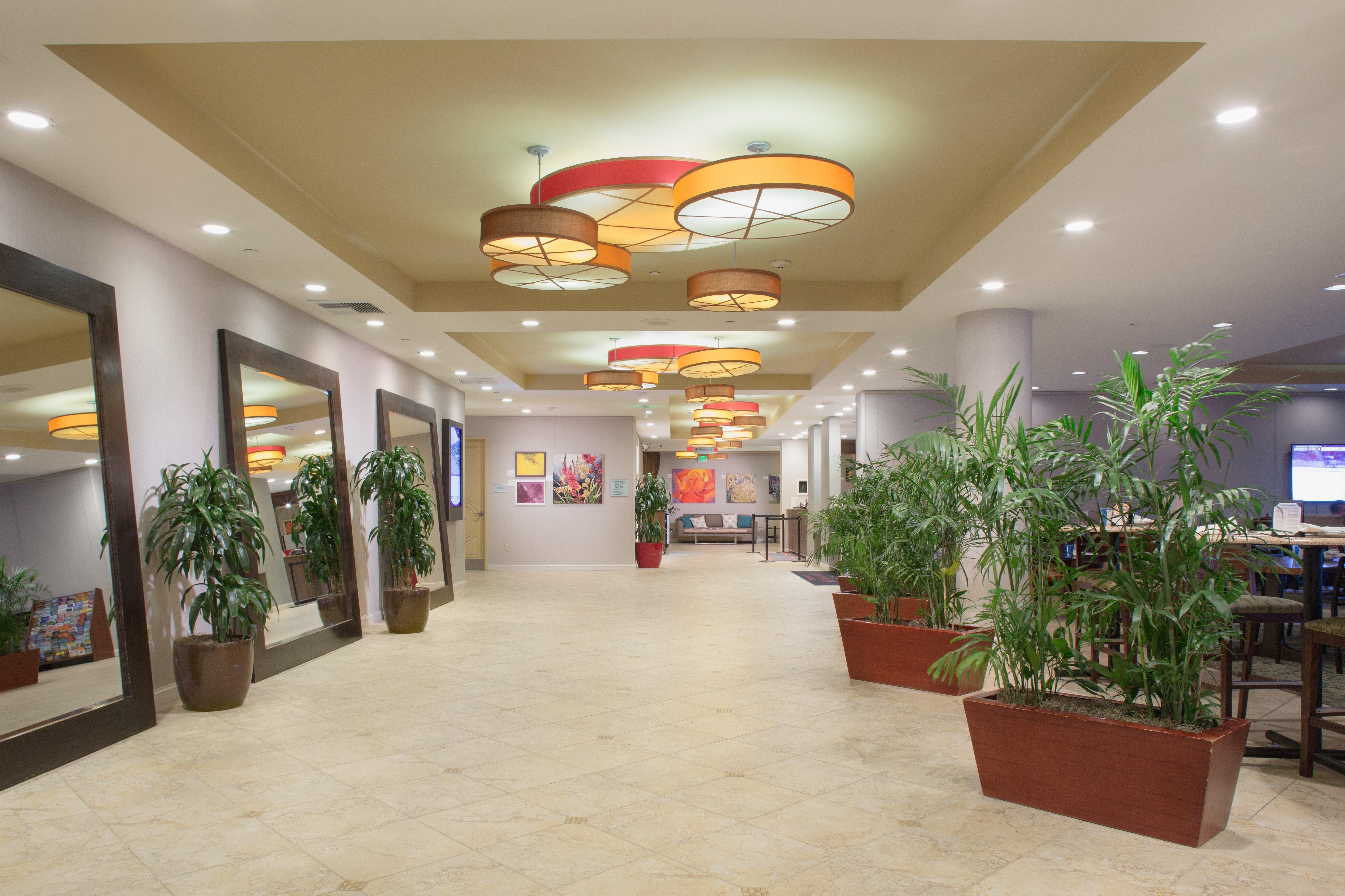 Crowne Plaza Ventura Beach By Ihg Exterior foto